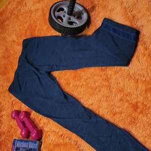 H28 GAIAM women's athletic Leggings...size small